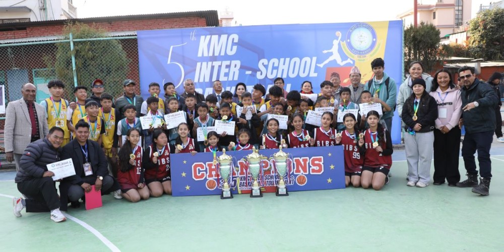 गोल्डेनपिक, इबीए र रिब्सलाई केएमसी बास्केटबल उपाधि