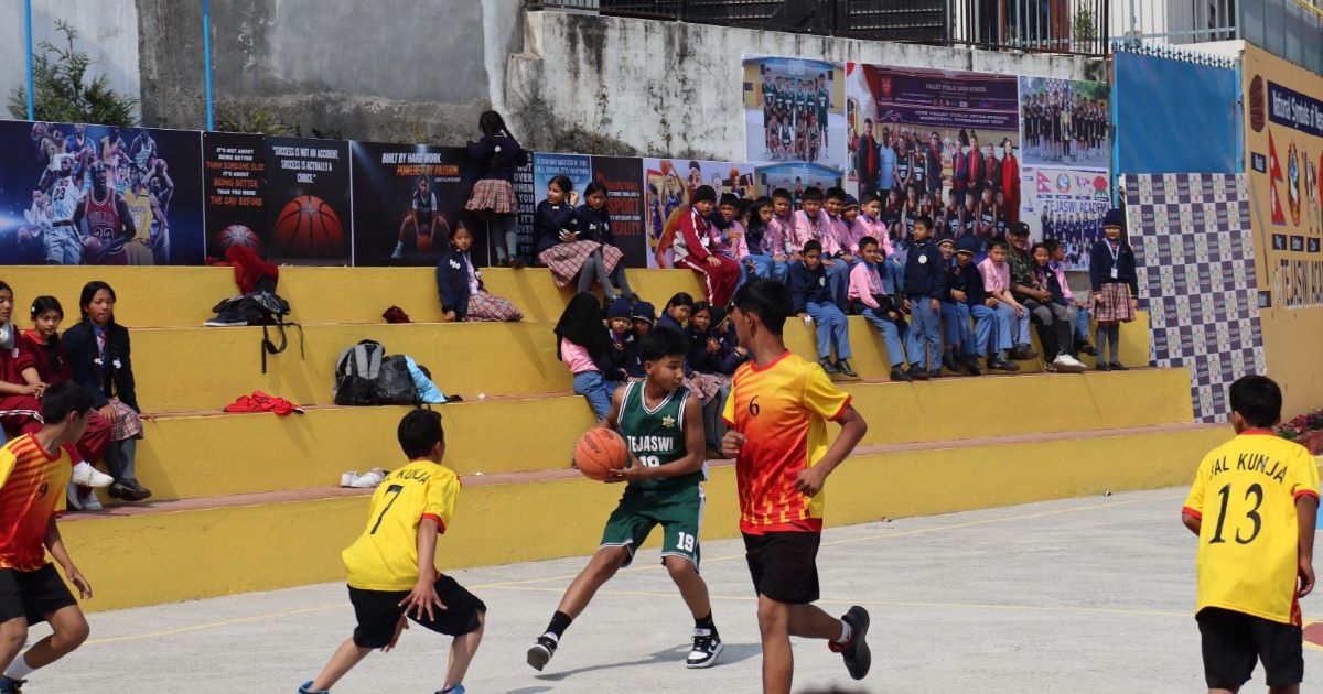 आयोजक तेजस्वी क्वाटरफाइनलमा