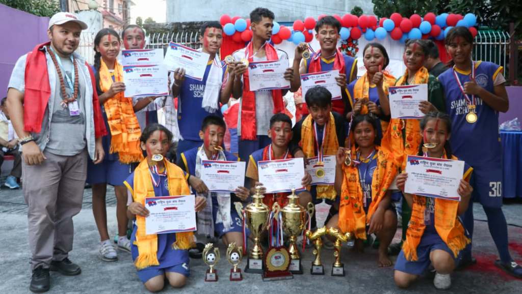 प्रथम अन्तरस्कुलको दोहोरो उपाधि शाम्भवी स्कुललाई 