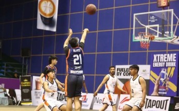 एचजेएनबीएल : सोलो विरुद्ध हाउण्ड्समो फराकिलो जित