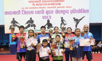 काठमाडौं जिल्लाव्यापी खेलकुद: टेबलटेनिसमा जयस्नु र अर्नवलाई स्वर्ण
