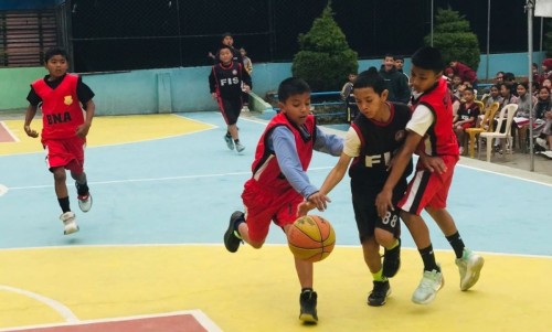 फेरिल्यान्डको तीनै टोली सेमिफाइनलमा